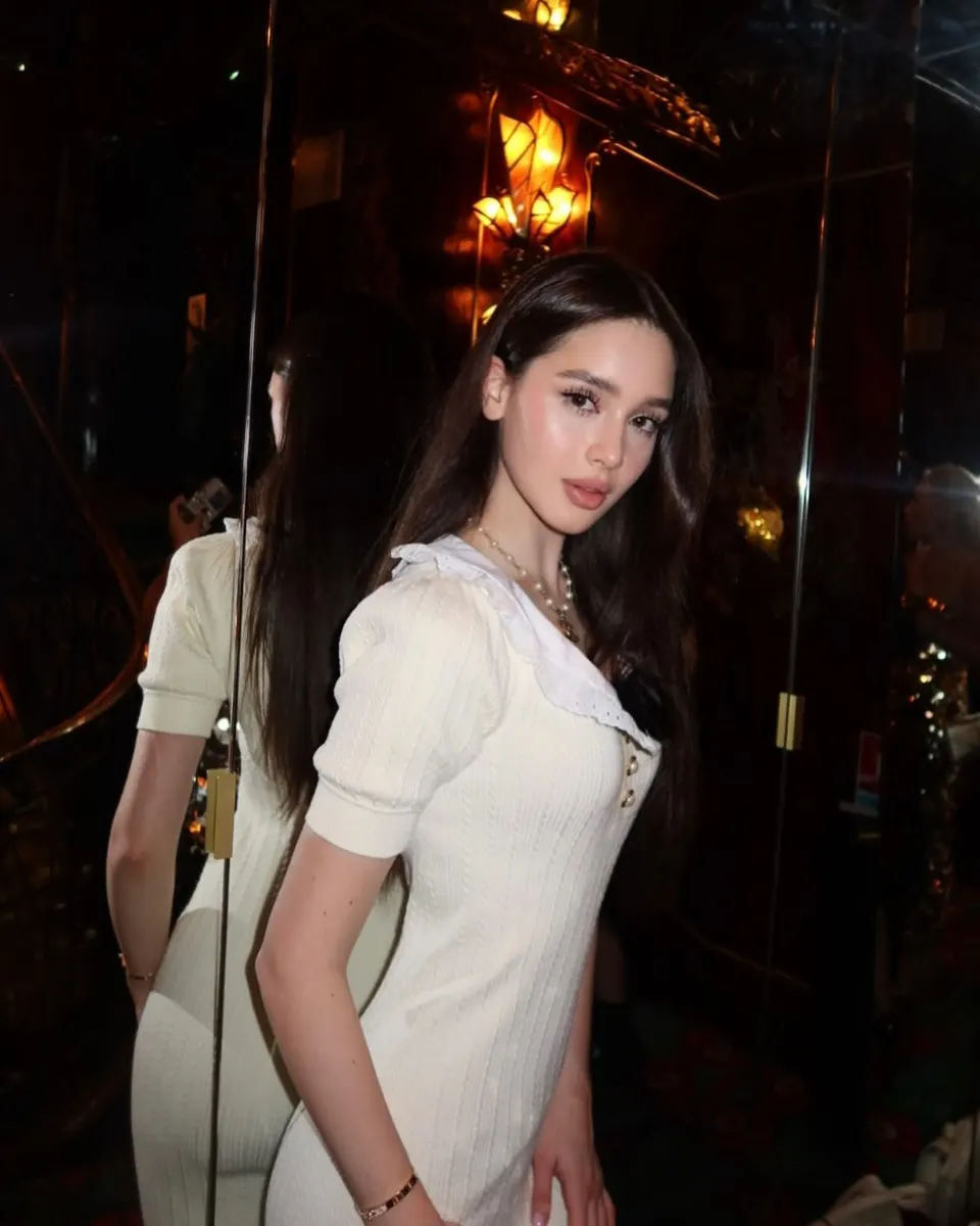 Louise  escort in Bangkok