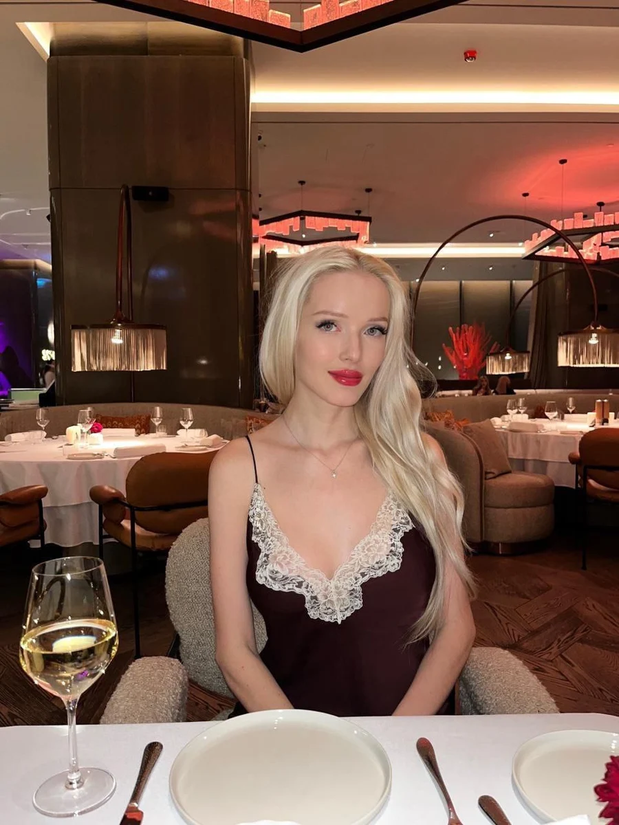 Sienna escort in Bangkok